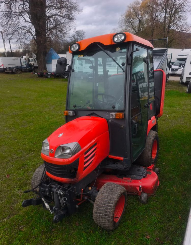 Kubota BX350 4x4 Traktorek komunalny kosiarka pług piaskarka pełen osprzęt - Máquina de outro: foto 4 Kubota BX350 4x4 Traktorek komunalny kosiarka pług piaskarka pełen osprzęt - Máquina de outro: foto 4