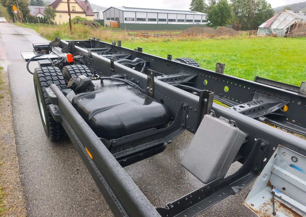 Mercedes-Benz Atego 1624 rama do zabudowy - Camião chassi: foto 4 Mercedes-Benz Atego 1624 rama do zabudowy - Camião chassi: foto 4