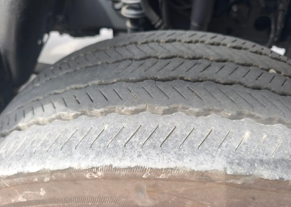 Renault Gama D 16.250 rama do zabudowy poduszka blokada mostu - Camião chassi: foto 4 Renault Gama D 16.250 rama do zabudowy poduszka blokada mostu - Camião chassi: foto 4