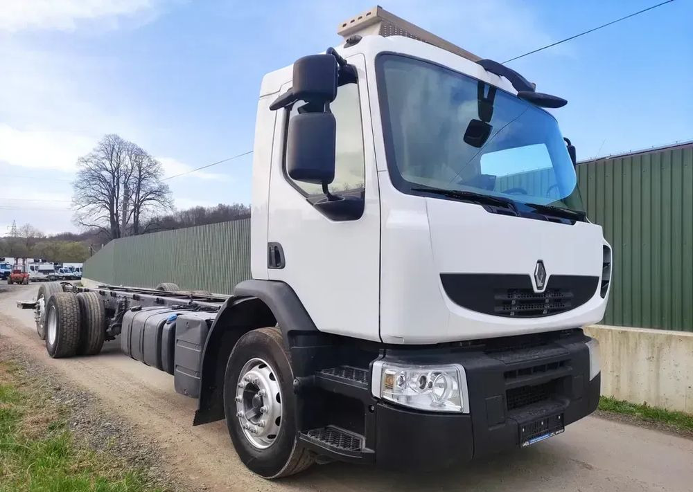 Renault Premium 26.380 Dxi 6x2 rama do zabudowy - Camião chassi: foto 1 Renault Premium 26.380 Dxi 6x2 rama do zabudowy - Camião chassi: foto 1