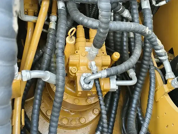 Escavadora de rastos 2022 Caterpillar 320D: foto 14