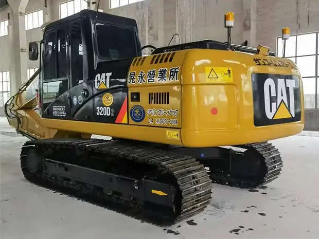Escavadora de rastos 2022 Caterpillar 320D: foto 9