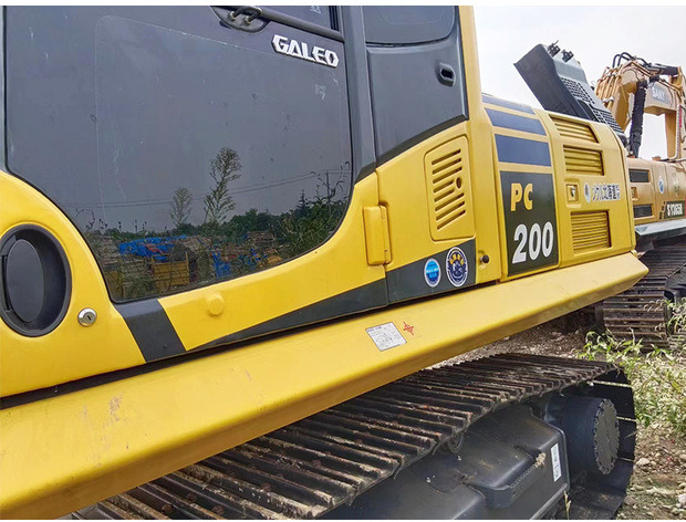 2022 Komatsu PC200 - Escavadora de rastos: foto 2 2022 Komatsu PC200 - Escavadora de rastos: foto 2