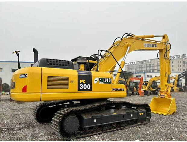 2023 Komatsu PC300-7 - Escavadora de rastos: foto 3 2023 Komatsu PC300-7 - Escavadora de rastos: foto 3