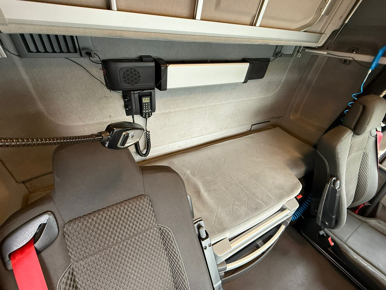 Tractor RENAULT T: foto 15