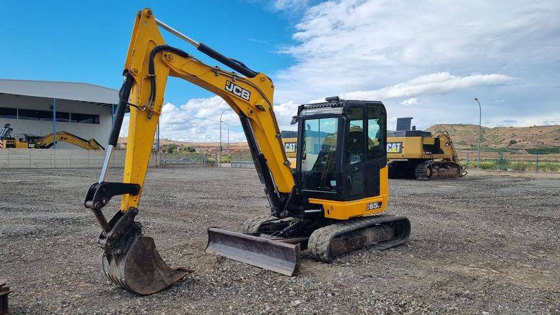 JCB JCB 65R-1 - Mini escavadeira: foto 2 JCB JCB 65R-1 - Mini escavadeira: foto 2