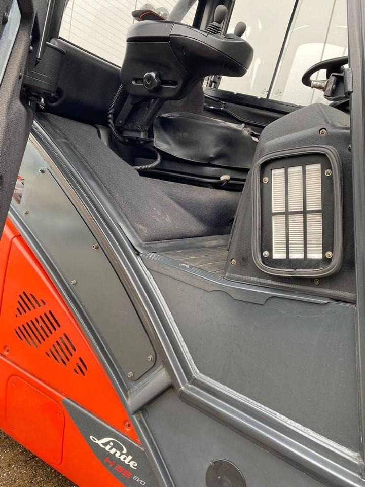 Leasing de Linde Linde H 35 T - 6.012 h - Seitenschieber - Linde Linde H 35 T - 6.012 h - Seitenschieber -: foto 7
