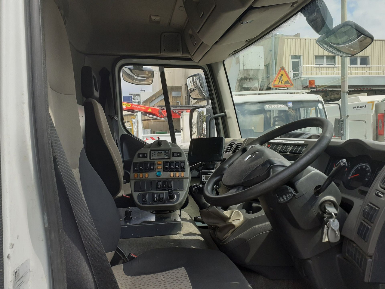 CZ-879-BY - Balayeuse SEMAT - Varredora urbana: foto 5 CZ-879-BY - Balayeuse SEMAT - Varredora urbana: foto 5