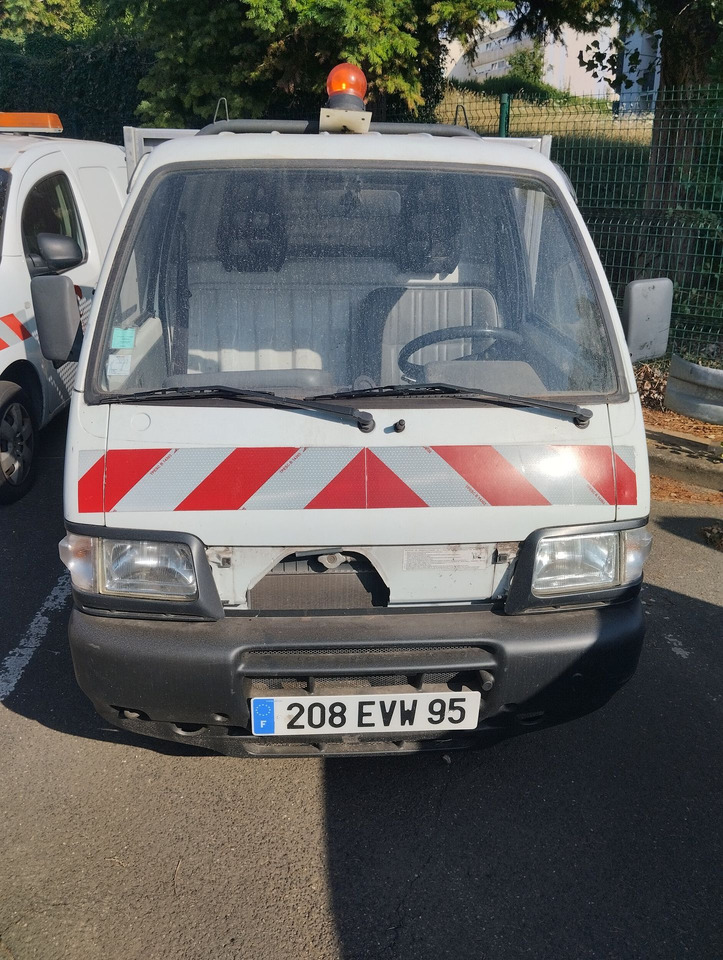 PIAGGIO PORTER 208EVW95 benne - Veículo utilitário elétrico, Camião basculante: foto 1 PIAGGIO PORTER 208EVW95 benne - Veículo utilitário elétrico, Camião basculante: foto 1