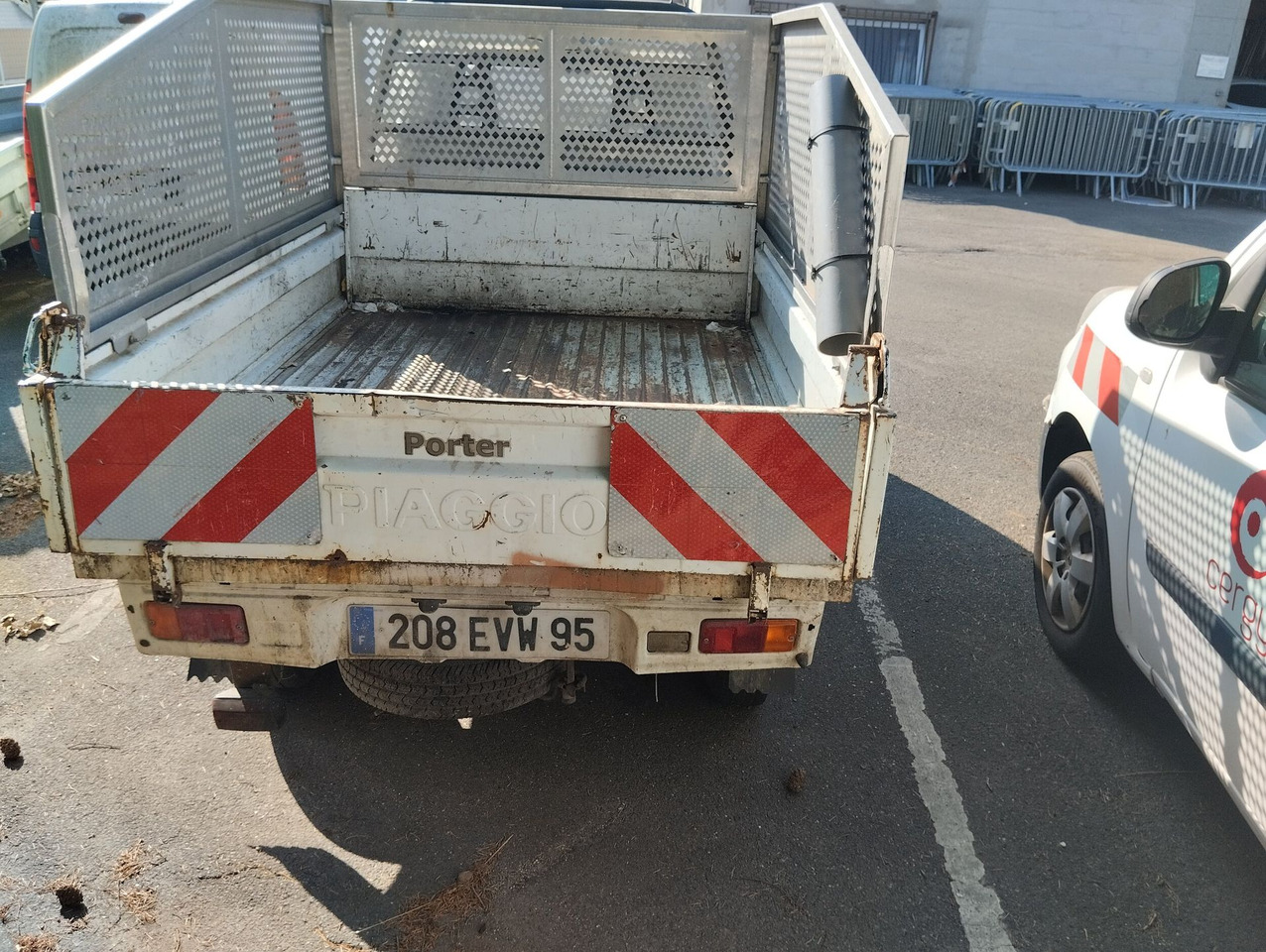 PIAGGIO PORTER 208EVW95 benne - Veículo utilitário elétrico, Camião basculante: foto 3 PIAGGIO PORTER 208EVW95 benne - Veículo utilitário elétrico, Camião basculante: foto 3