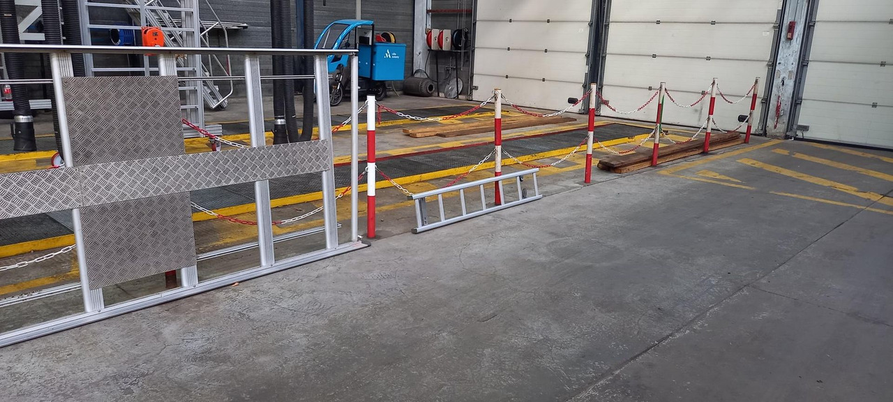 Galerie de toit + échelle de Master renault L3H3 de 2013 (ve - Equipamento de construção: foto 1 Galerie de toit + échelle de Master renault L3H3 de 2013 (ve - Equipamento de construção: foto 1