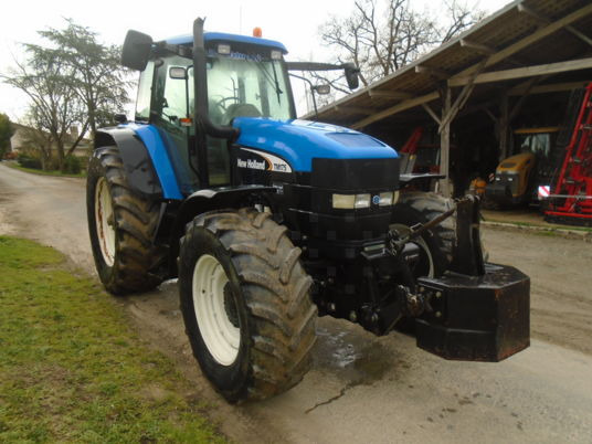 New Holland tm175 - Trator: foto 5 New Holland tm175 - Trator: foto 5