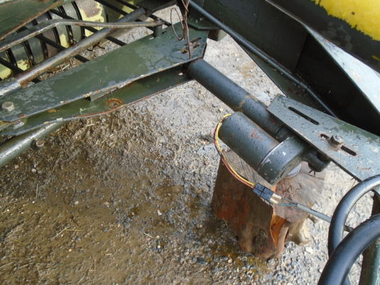 Enfardadeira de fardos redondos Rivierre RC 121: foto 10 Enfardadeira de fardos redondos Rivierre RC 121: foto 10