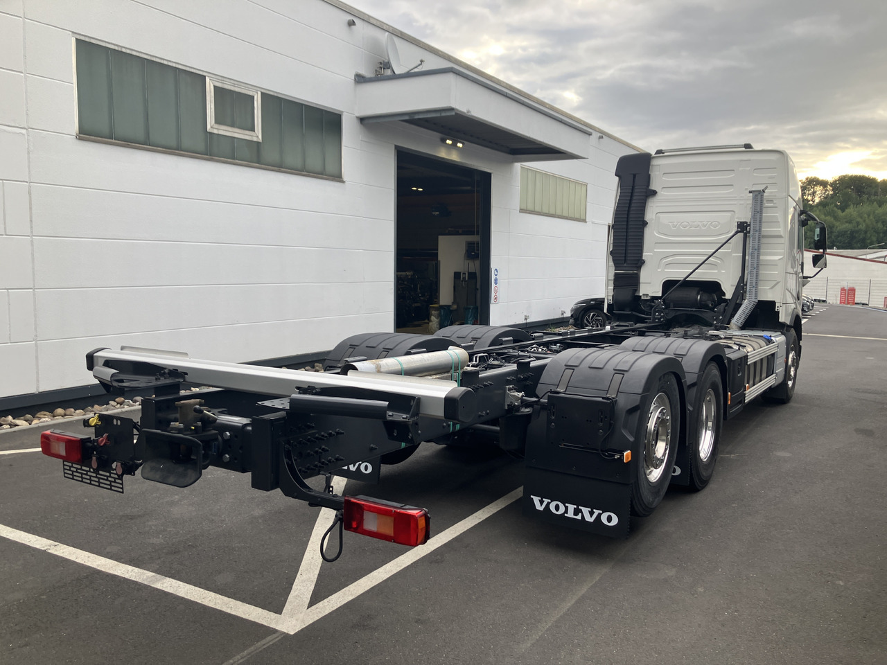 VOLVO FMX 540 6x2 Globetrotter Chassis - Camião chassi: foto 4 VOLVO FMX 540 6x2 Globetrotter Chassis - Camião chassi: foto 4