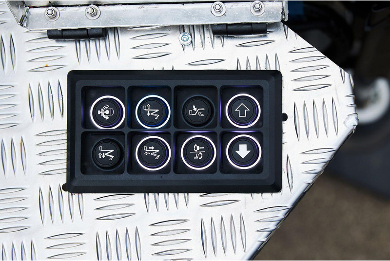 Oil & Steel Scorpion 18 Sobre IVECO DAILY 35S14 entre ejes 3750 mm - Plataforma aérea: foto 4 Oil & Steel Scorpion 18 Sobre IVECO DAILY 35S14 entre ejes 3750 mm - Plataforma aérea: foto 4