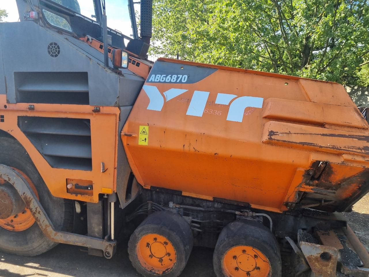 VOLVO TITAN 6870 - Acabadora: foto 2 VOLVO TITAN 6870 - Acabadora: foto 2