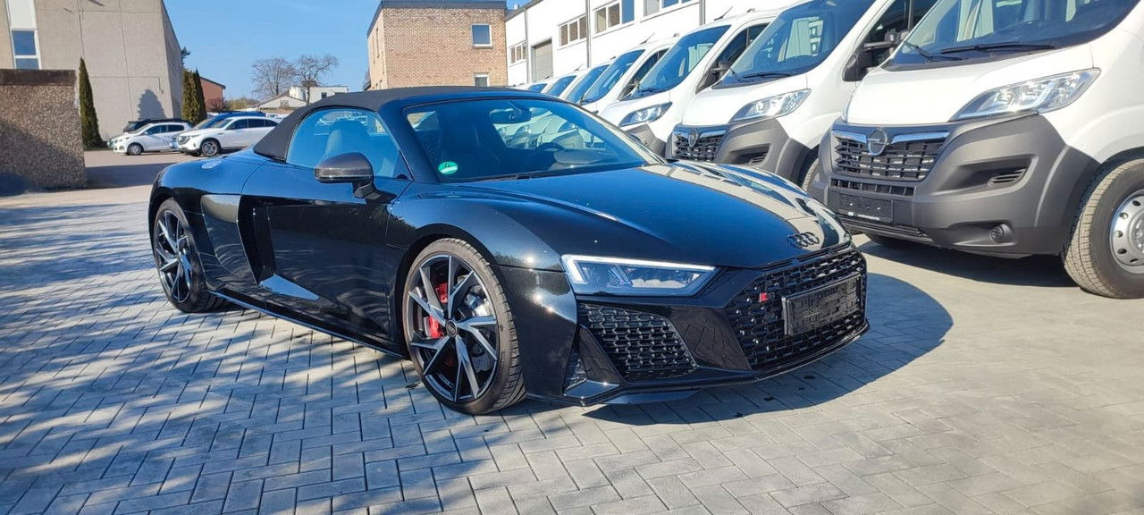 Audi R8 Spyder 5.2 FSI RWD performance - Cabrio: foto 4 Audi R8 Spyder 5.2 FSI RWD performance - Cabrio: foto 4