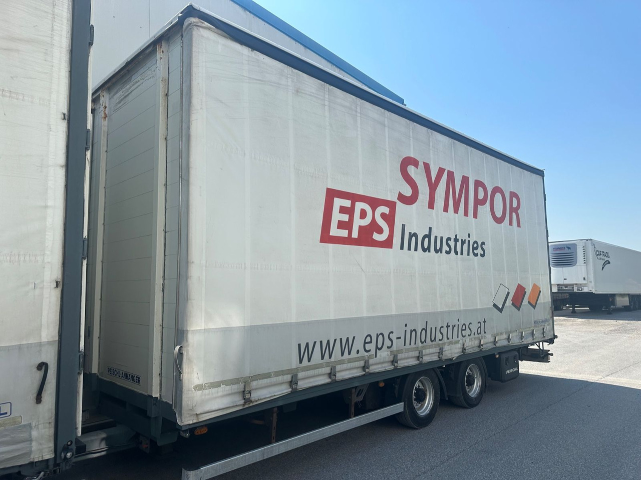 DAF LF 250 Schalter 120m° TÜV - Camião de lona: foto 5 DAF LF 250 Schalter 120m° TÜV - Camião de lona: foto 5