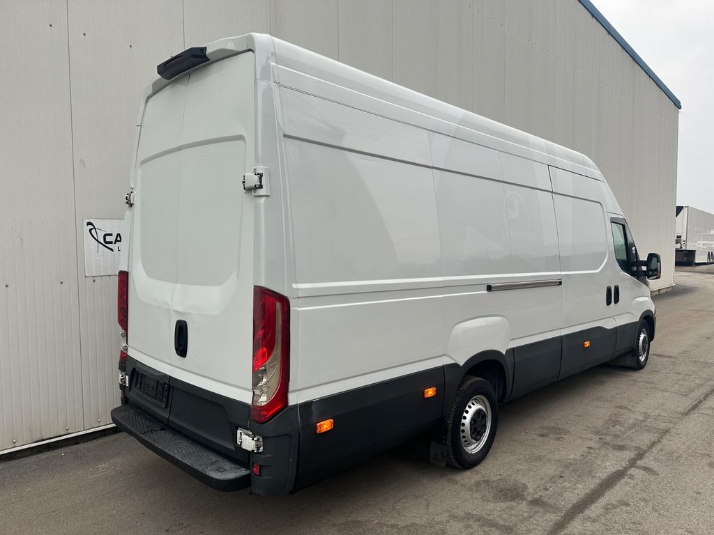 Iveco Daily 35S14 HiMatic L4H3 Maxi - Furgão: foto 4 Iveco Daily 35S14 HiMatic L4H3 Maxi - Furgão: foto 4