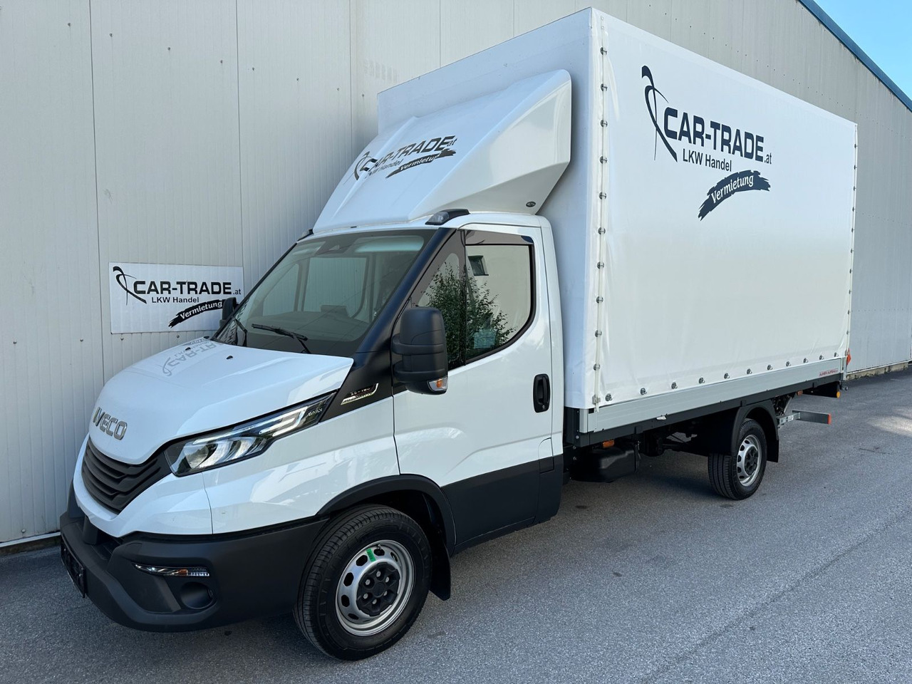 Iveco Daily 35S16 3,0HPI 8g HiMatic LBW Mod 2025 Iveco Daily 35S16 3,0HPI 8g HiMatic LBW Mod 2025 - Carrinha de lona: foto 1 Iveco Daily 35S16 3,0HPI 8g HiMatic LBW Mod 2025 Iveco Daily 35S16 3,0HPI 8g HiMatic LBW Mod 2025 - Carrinha de lona: foto 1