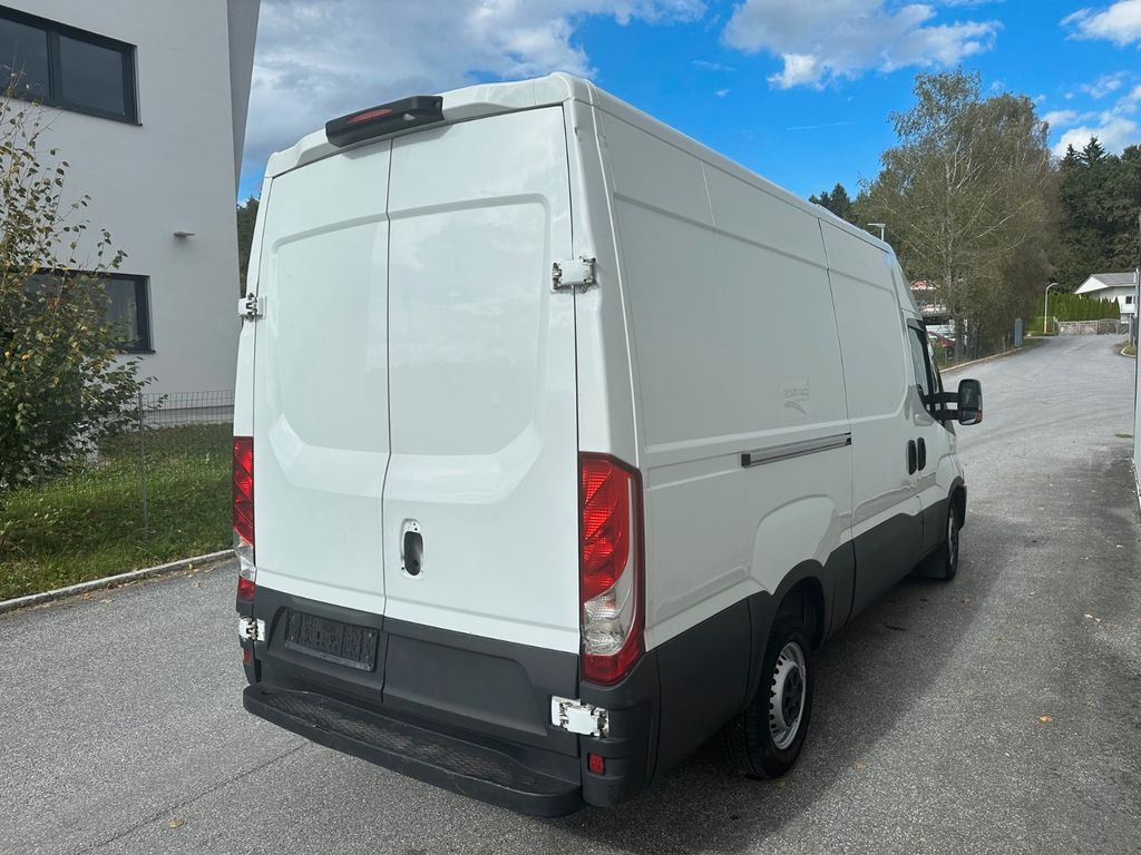 Iveco Daily 35S16 Navi Automat Carrier - Carrinha frigorífica: foto 3 Iveco Daily 35S16 Navi Automat Carrier - Carrinha frigorífica: foto 3