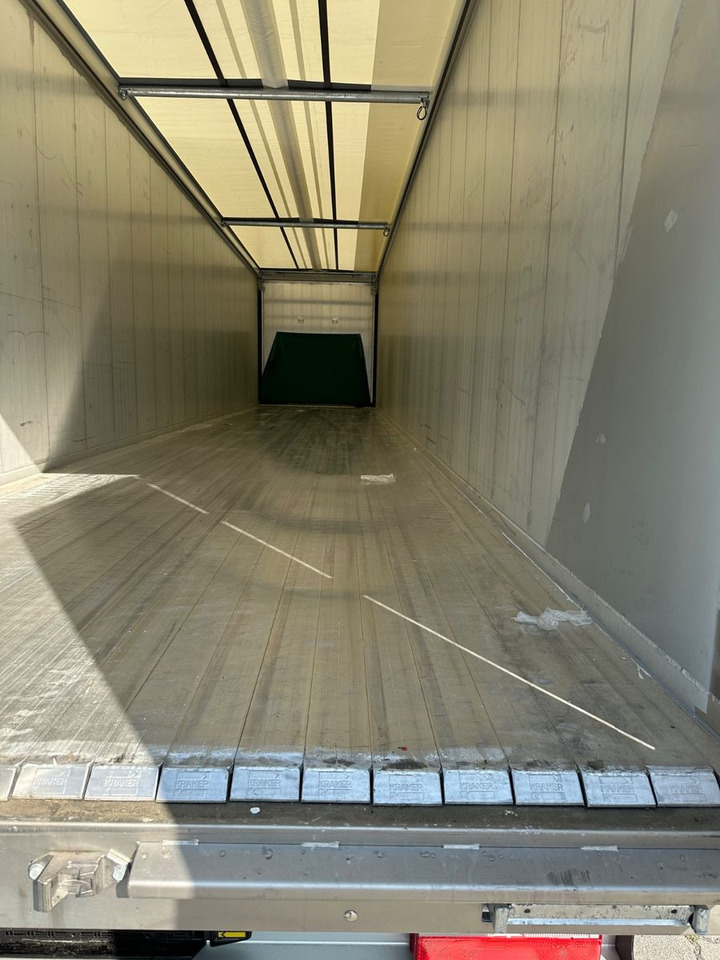 Kraker CF-200ZL Lift 92m³ Müllplane - Semi-reboque piso móvel: foto 5 Kraker CF-200ZL Lift 92m³ Müllplane - Semi-reboque piso móvel: foto 5