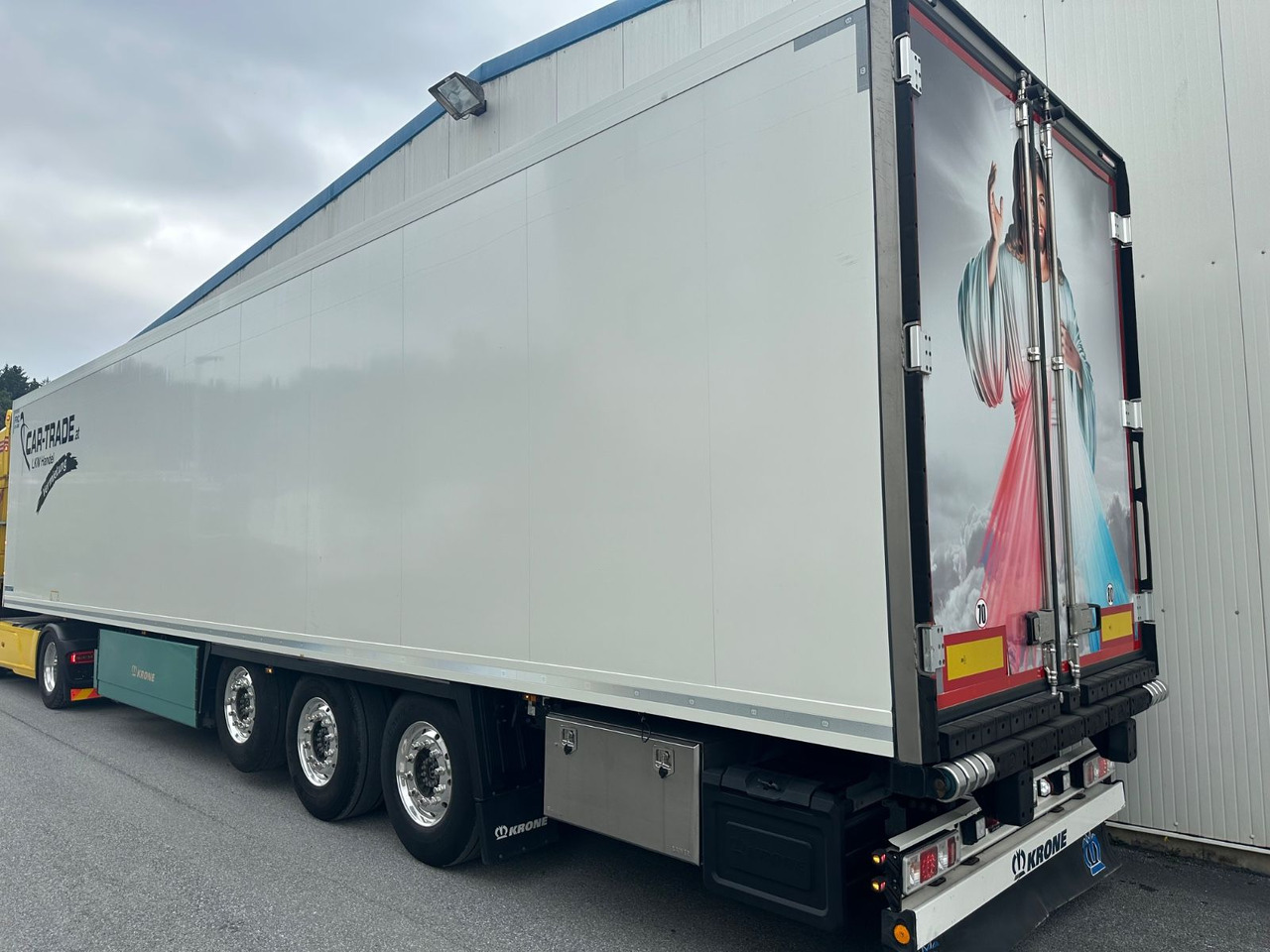 Krone SDR 27 Vector 1550 Doppelstock/Blumenbreit - Semi-reboque furgão: foto 4 Krone SDR 27 Vector 1550 Doppelstock/Blumenbreit - Semi-reboque furgão: foto 4