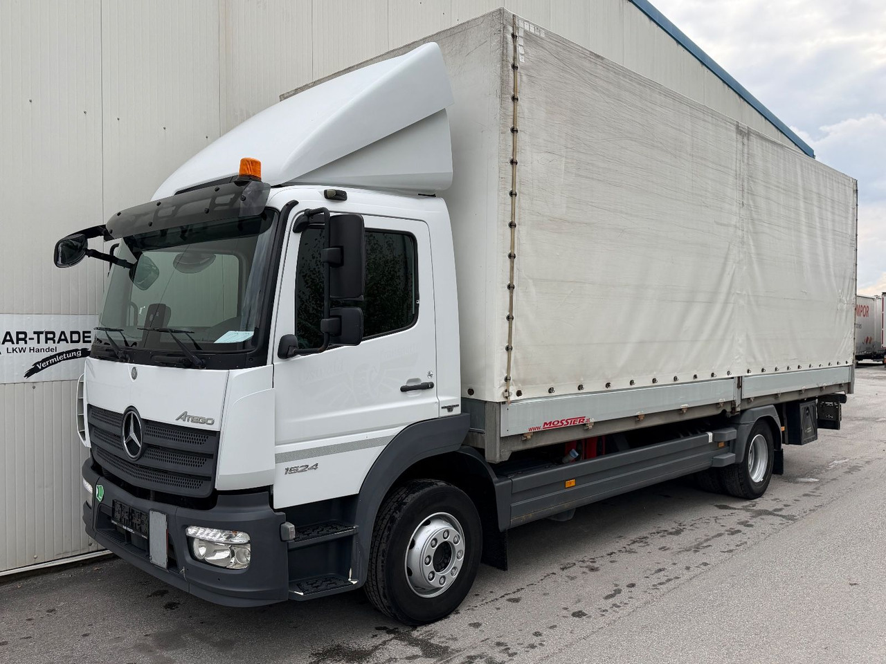 Mercedes-Benz Atego 1524 2T LBW TÜV - Camião de lona: foto 1 Mercedes-Benz Atego 1524 2T LBW TÜV - Camião de lona: foto 1