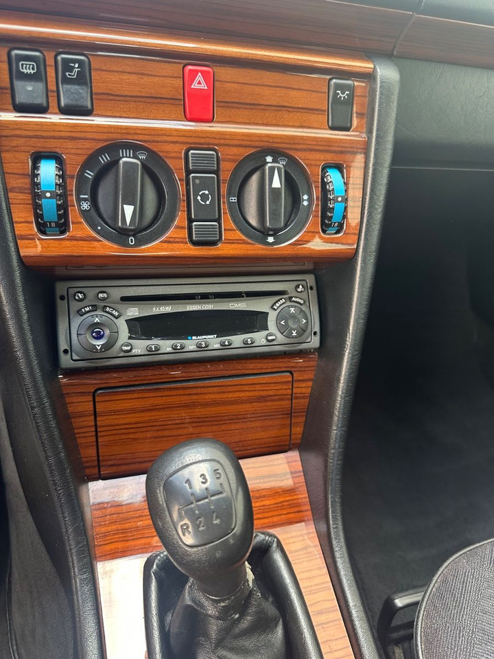 Mercedes-Benz E 250 DIESEL - Sedan: foto 5 Mercedes-Benz E 250 DIESEL - Sedan: foto 5