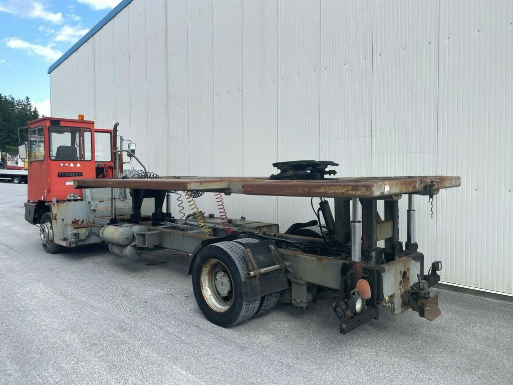 Terberg YT17 Mafi Wiesel Wechsler Terberg YT17 Mafi Wiesel Wechsler - Camião transportador de contêineres/ Caixa móvel: foto 3 Terberg YT17 Mafi Wiesel Wechsler Terberg YT17 Mafi Wiesel Wechsler - Camião transportador de contêineres/ Caixa móvel: foto 3