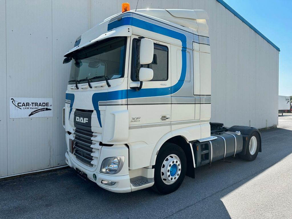 DAF XF 460 Manual Retarder ACC - Tractor: foto 1 DAF XF 460 Manual Retarder ACC - Tractor: foto 1