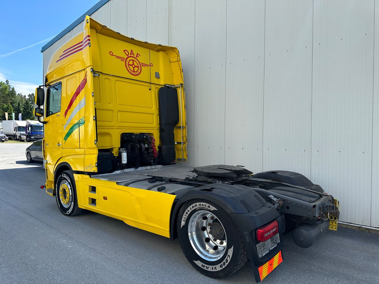 DAF XF 530 SSC Standklima Leder ALU Vollluft - Tractor: foto 4 DAF XF 530 SSC Standklima Leder ALU Vollluft - Tractor: foto 4