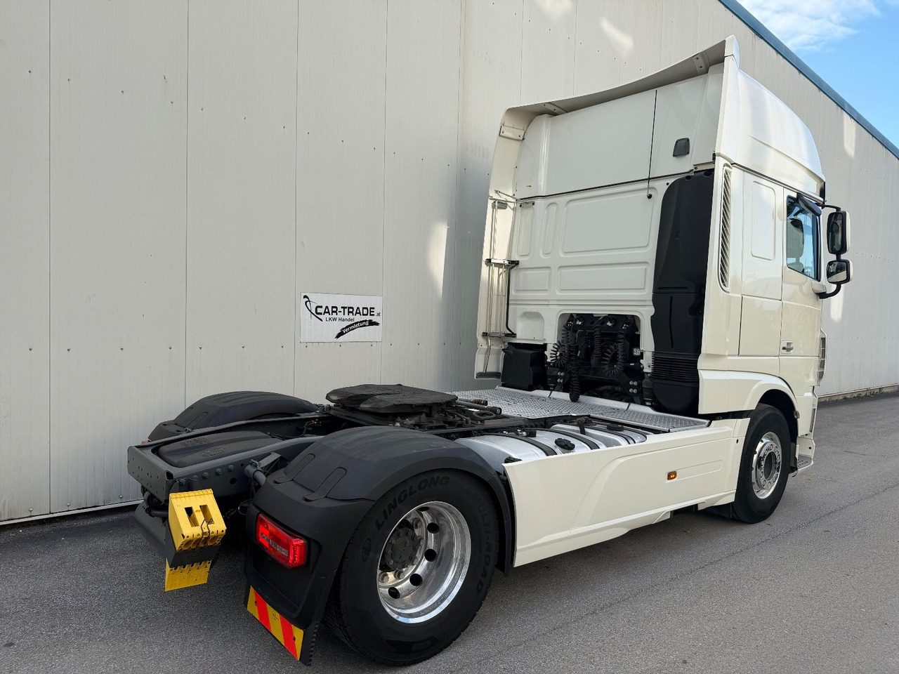 DAF XF 530  Vollausstattung Vollluft 2l-Hydraulik - Tractor: foto 3 DAF XF 530  Vollausstattung Vollluft 2l-Hydraulik - Tractor: foto 3