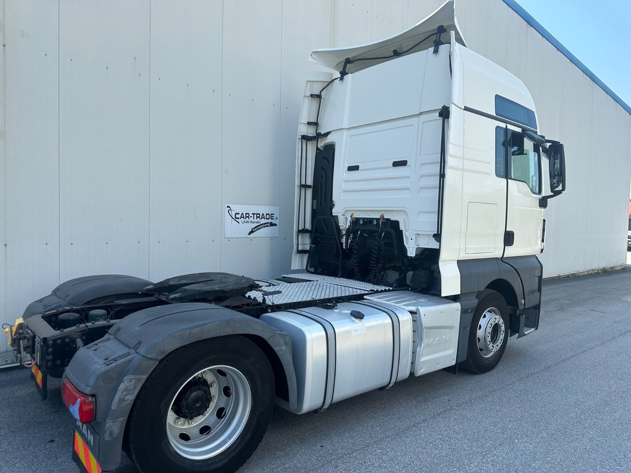 MAN TGX 18.460 XXL Intarder/Standklima - Tractor: foto 3 MAN TGX 18.460 XXL Intarder/Standklima - Tractor: foto 3