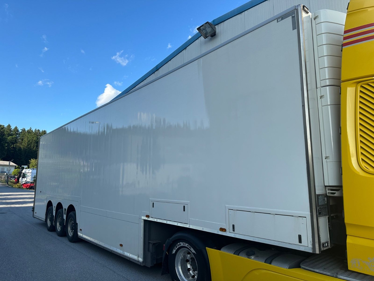Van Eck Dubbeldeck T3Z Carrier - Semi-reboque furgão: foto 2 Van Eck Dubbeldeck T3Z Carrier - Semi-reboque furgão: foto 2