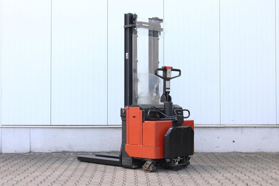 BT LSV1250 - 3400mm - Stacker: foto 1 BT LSV1250 - 3400mm - Stacker: foto 1