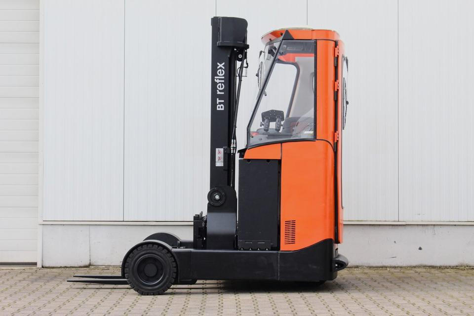 BT RRE160R Outdoor Kabine - Empilhador retráctil: foto 3 BT RRE160R Outdoor Kabine - Empilhador retráctil: foto 3