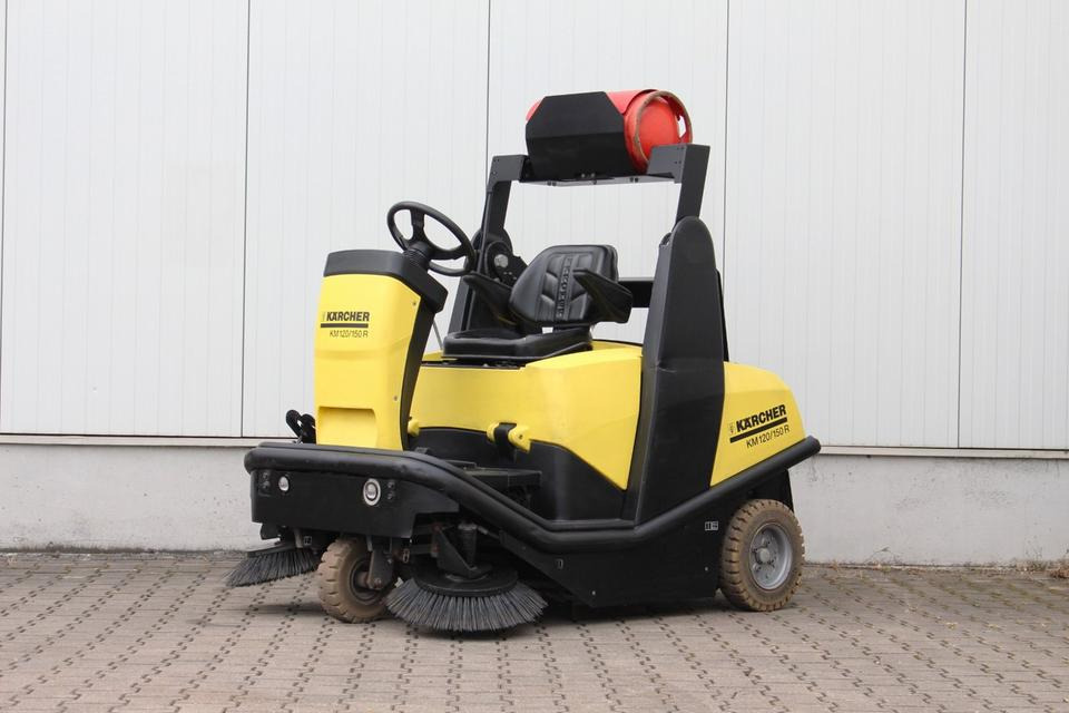 Kärcher KM120/150R LPG Aufsitz- Kehrsaugmaschine Kehrmaschine Gas - Varredora industrial: foto 4 Kärcher KM120/150R LPG Aufsitz- Kehrsaugmaschine Kehrmaschine Gas - Varredora industrial: foto 4
