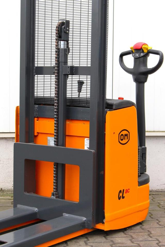Stacker OM CL10,5ac - Batterie NEU: foto 20 Stacker OM CL10,5ac - Batterie NEU: foto 20