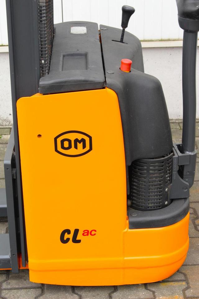Stacker OM CL10,5ac - Batterie NEU: foto 10 Stacker OM CL10,5ac - Batterie NEU: foto 10