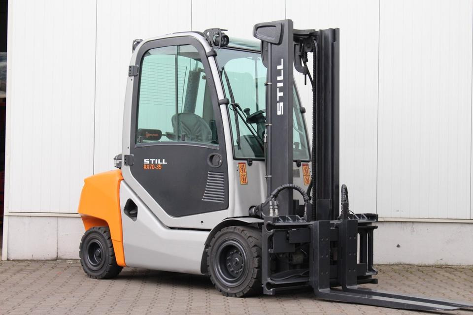 STILL RX70-35 Diesel Zinkenversteller 3500kg - Empilhadeira a diesel: foto 4 STILL RX70-35 Diesel Zinkenversteller 3500kg - Empilhadeira a diesel: foto 4