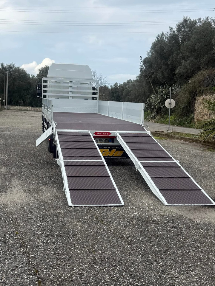 IVECO 180E Pianale Con Rampe Nuovo di fabbrica - Camião de caixa aberta/ Plataforma: foto 2 IVECO 180E Pianale Con Rampe Nuovo di fabbrica - Camião de caixa aberta/ Plataforma: foto 2