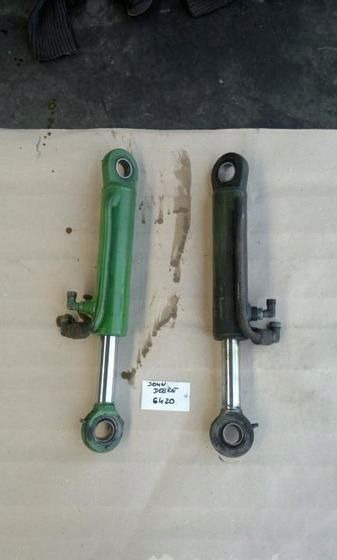 JOHN DEERE 6420 SIŁOWNIK AL150654 - Direcção: foto 1 JOHN DEERE 6420 SIŁOWNIK AL150654 - Direcção: foto 1