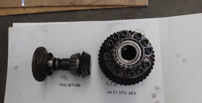 JOHN DEERE DYFER zf 4472353081 4472353163 atak tal - Diferencial por Máquina agrícola: foto 1 JOHN DEERE DYFER zf 4472353081 4472353163 atak tal - Diferencial por Máquina agrícola: foto 1