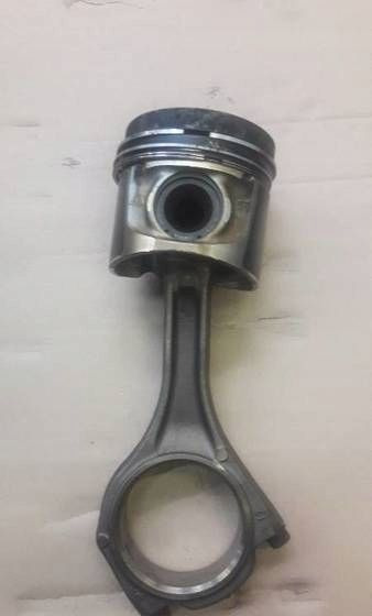 Silnik D6E LAE3 Volvo tłok z korbowodem - Motor por Camião: foto 1 Silnik D6E LAE3 Volvo tłok z korbowodem - Motor por Camião: foto 1