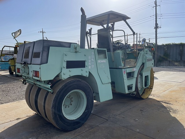 BOMAG BW144AC-2 - Rolo combinado: foto 5 BOMAG BW144AC-2 - Rolo combinado: foto 5