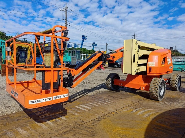 JLG 450AJ - Plataforma articulada: foto 1 JLG 450AJ - Plataforma articulada: foto 1