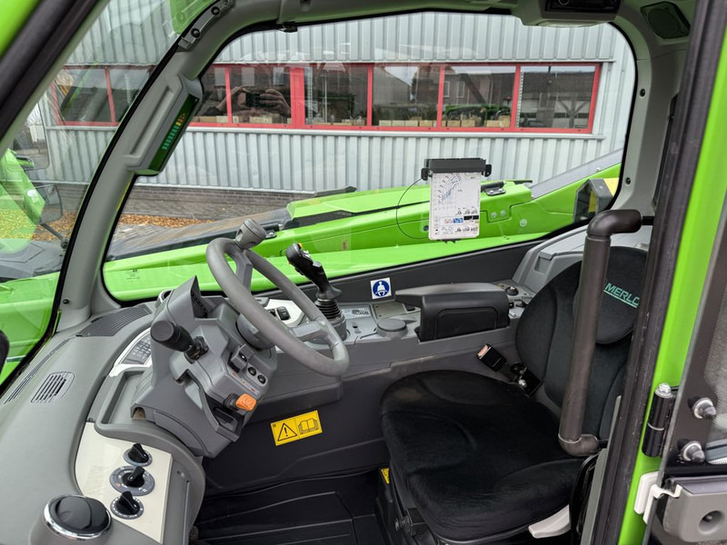 Merlo TF35.7-140 Telehandler - Empilhador telescópico: foto 5 Merlo TF35.7-140 Telehandler - Empilhador telescópico: foto 5