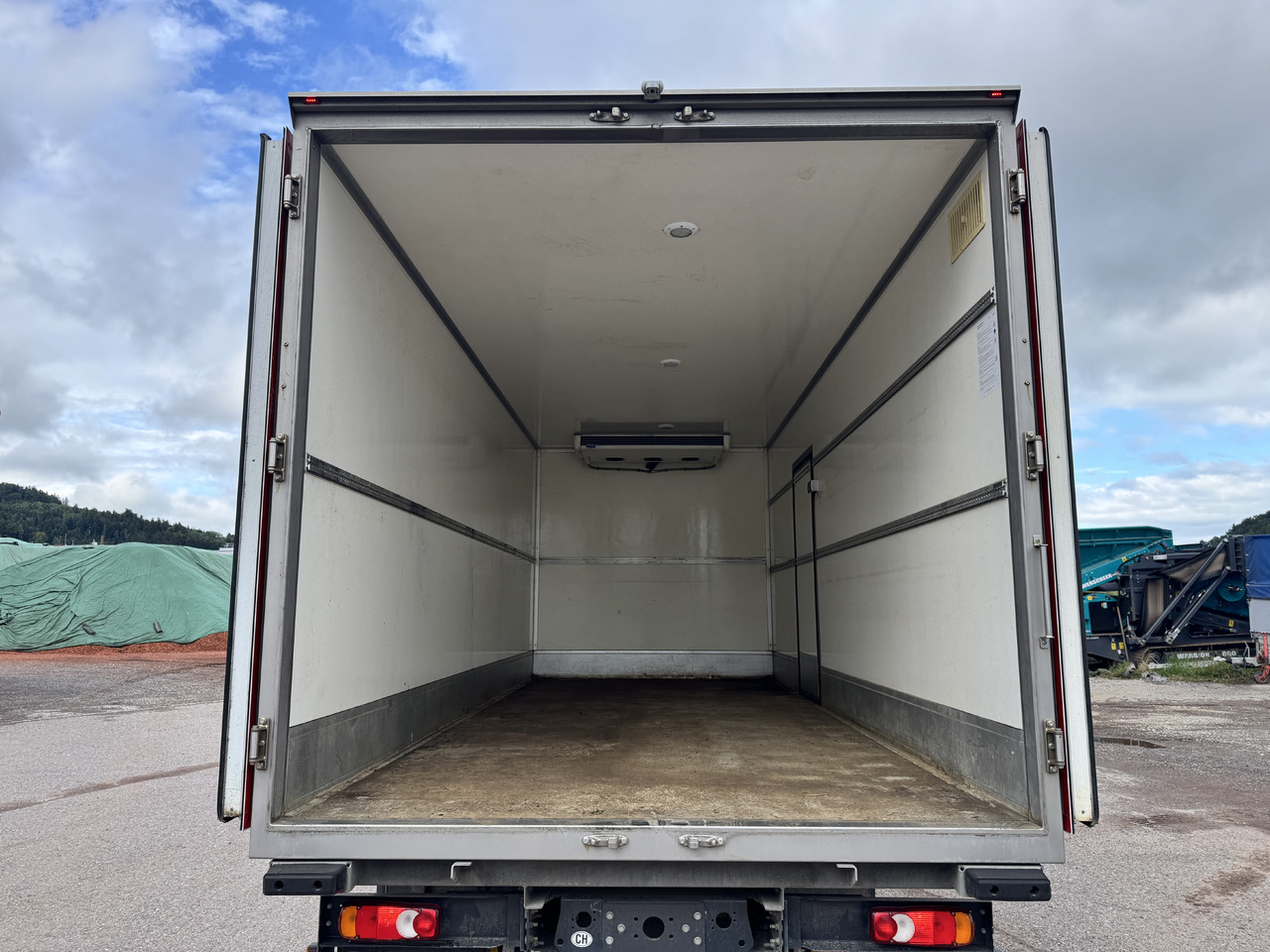IVECO 80E190 Eurocargo Kühlkoffer (Partikelfilter defekt) - Camião frigorífico: foto 5 IVECO 80E190 Eurocargo Kühlkoffer (Partikelfilter defekt) - Camião frigorífico: foto 5