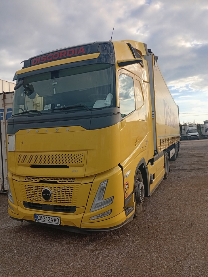 VOLVO FH 460 Aero, Damaged, Located in Bari,Italy - Tractor: foto 2 VOLVO FH 460 Aero, Damaged, Located in Bari,Italy - Tractor: foto 2